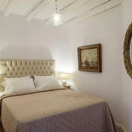 Tavani Agios Ioannis Mykonos * Agios Ioannis Diakoftis